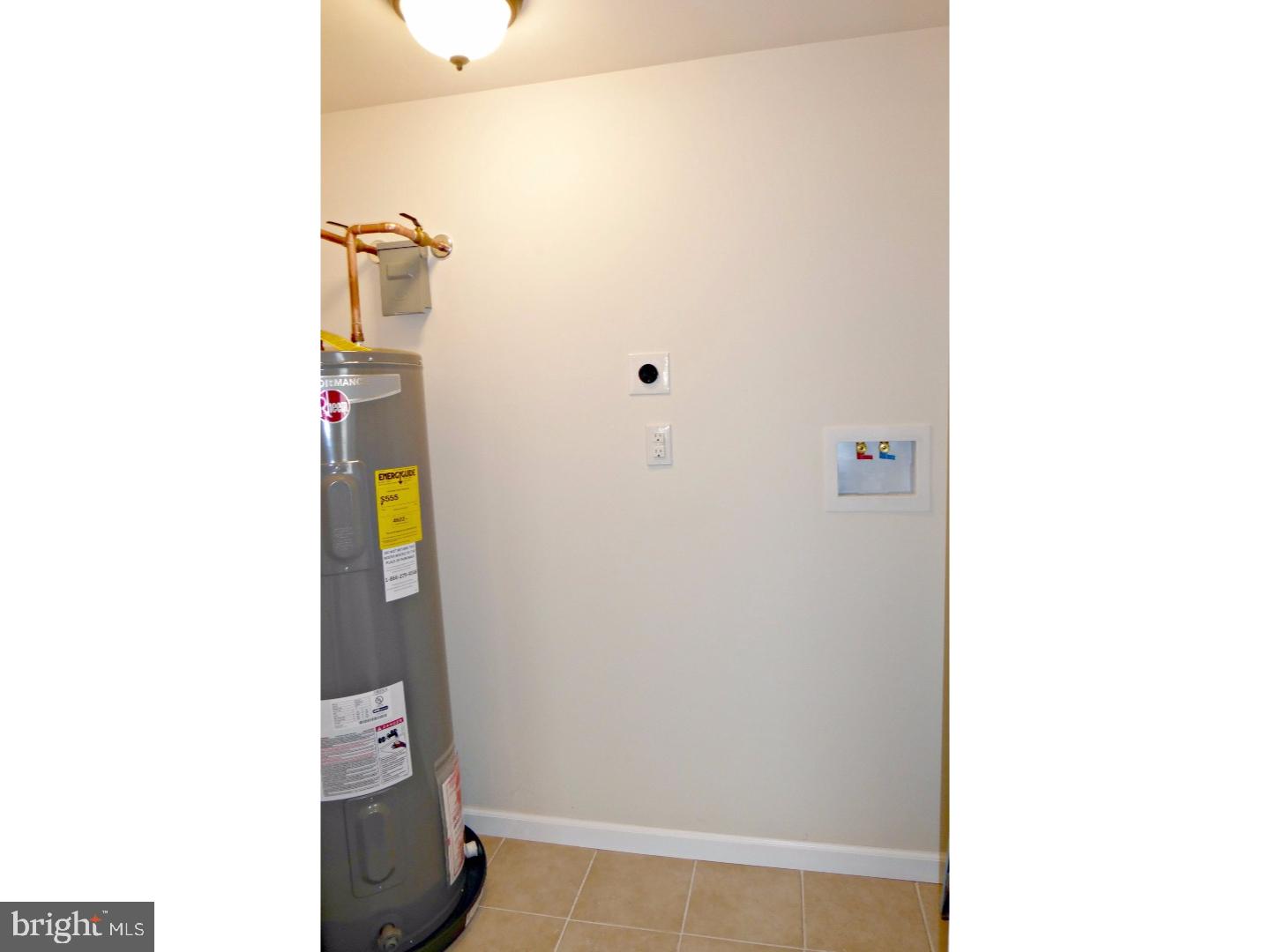 9 Valley Road Levittown, PA 19057 - Photo 20 of 22 Gallery Image 20