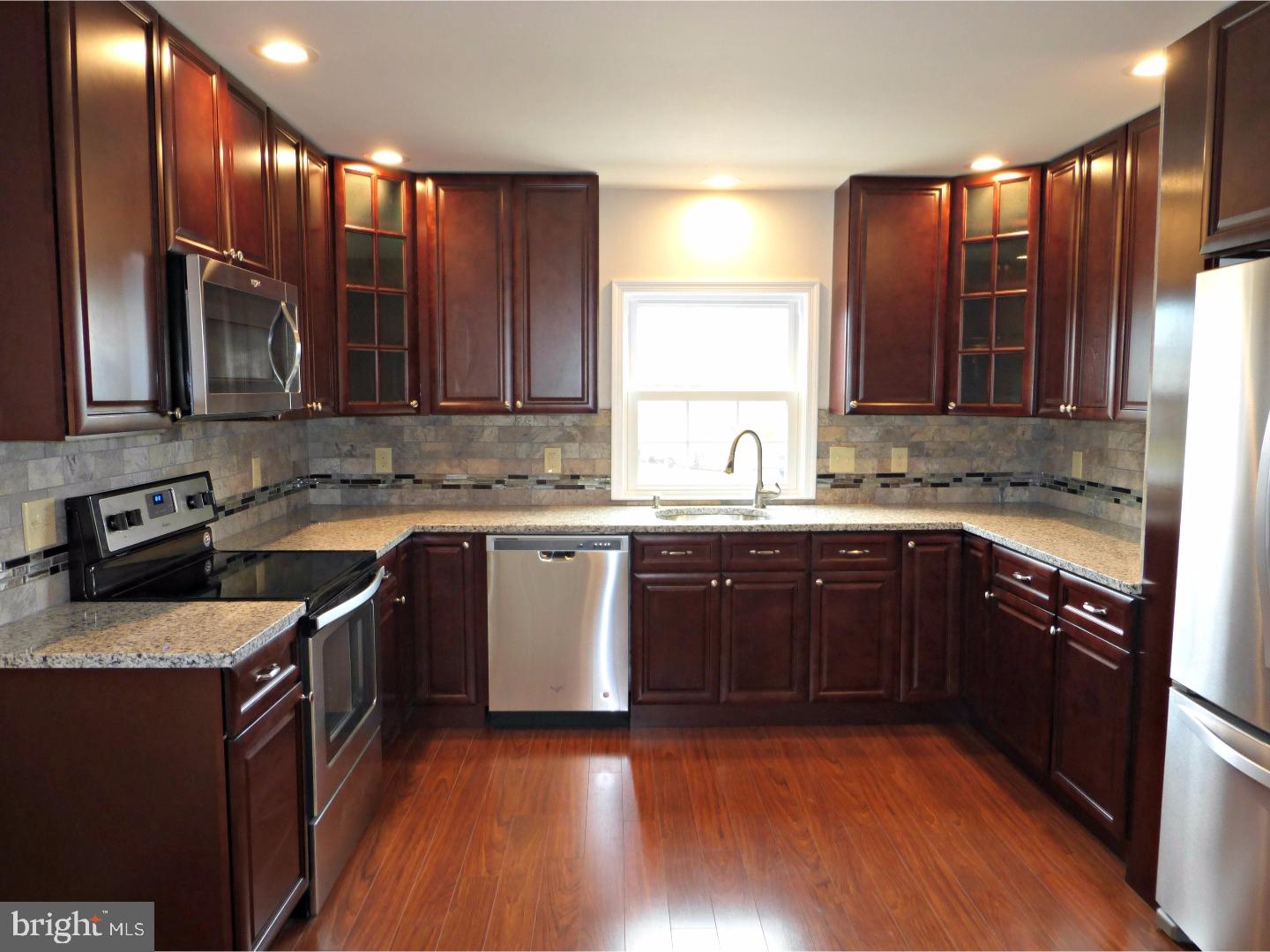 9 Valley Road Levittown, PA 19057 - Photo 3 of 22 Gallery Image 3