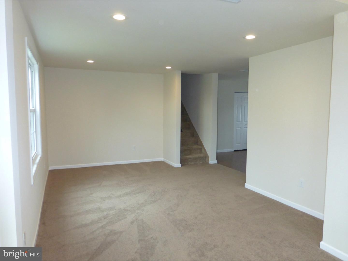 9 Valley Road Levittown, PA 19057 - Photo 6 of 22 Gallery Image 6