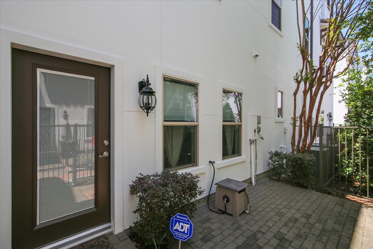 4214 Dickson Street Houston, TX 77007 - Photo 21 of 31