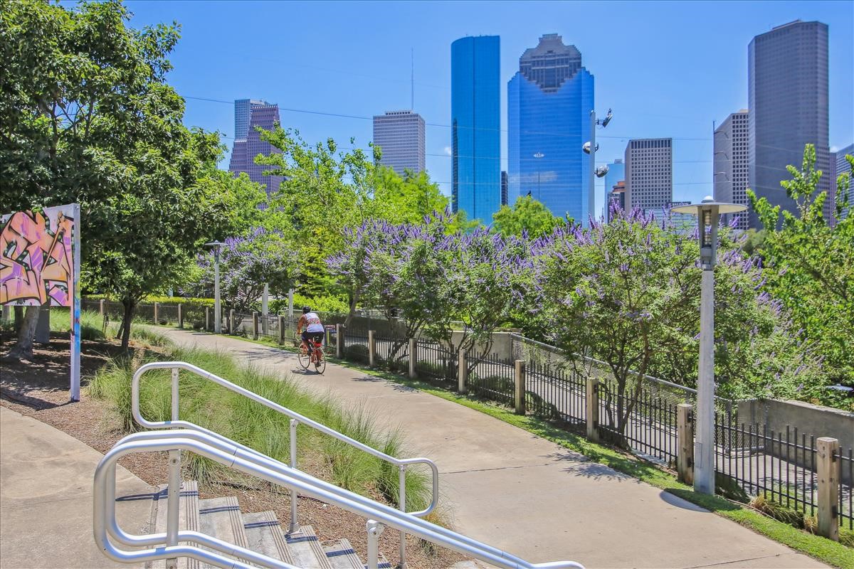 4214 Dickson Street Houston, TX 77007 - Photo 28 of 31