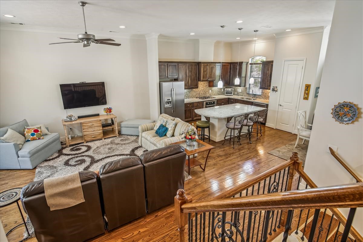 4214 Dickson Street Houston, TX 77007 - Photo 10 of 31