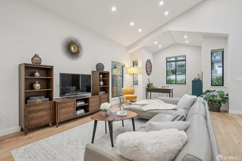 $4,388,000 | 754 Cordilleras Avenue, San Carlos, CA 94070