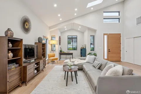 $4,388,000 | 754 Cordilleras Avenue, San Carlos, CA 94070