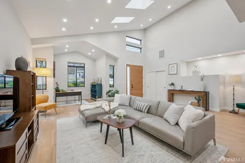 $4,388,000 | 754 Cordilleras Avenue, San Carlos, CA 94070