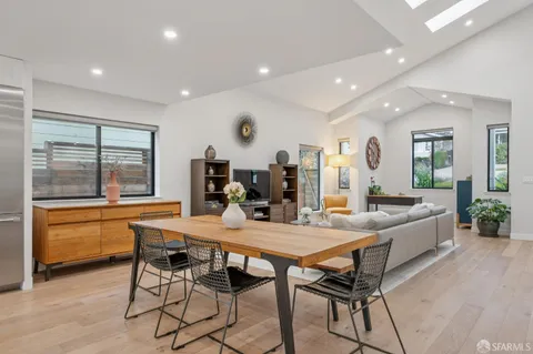 $4,388,000 | 754 Cordilleras Avenue, San Carlos, CA 94070