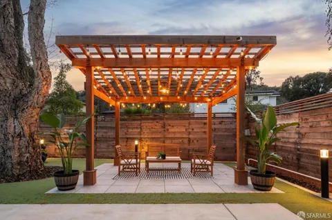 $4,388,000 | 754 Cordilleras Avenue, San Carlos, CA 94070