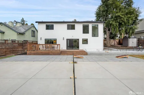 $4,388,000 | 754 Cordilleras Avenue, San Carlos, CA 94070