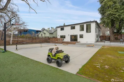 $4,388,000 | 754 Cordilleras Avenue, San Carlos, CA 94070
