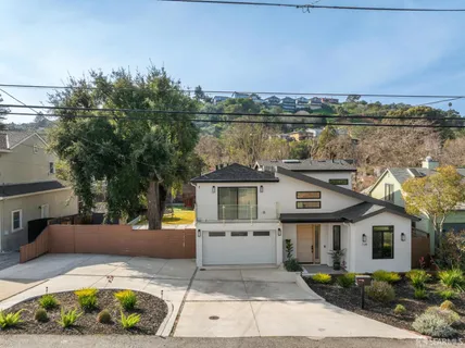 $4,388,000 | 754 Cordilleras Avenue, San Carlos, CA 94070