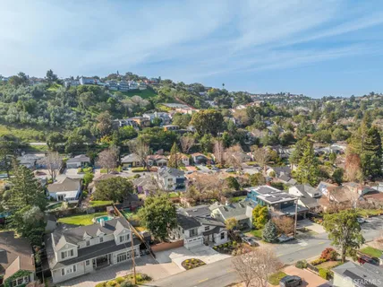 $4,388,000 | 754 Cordilleras Avenue, San Carlos, CA 94070