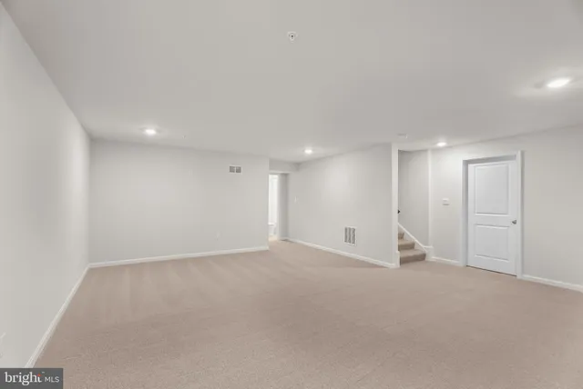 $669,990 | 5 Comes Rdg Court, Rosedale, MD 21237