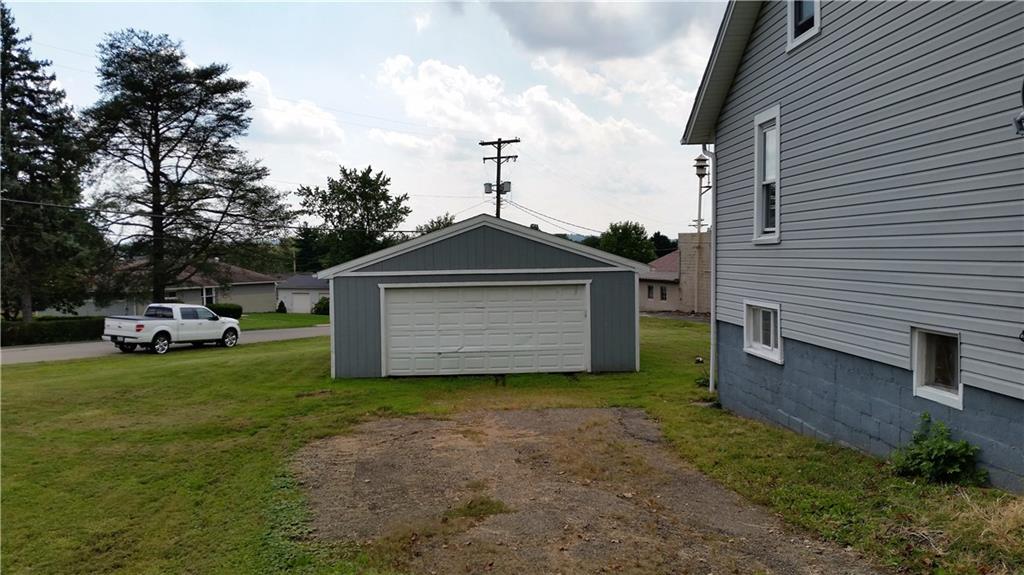 140 Maple Street Rochester, PA 15074 - Photo 9 of 15
