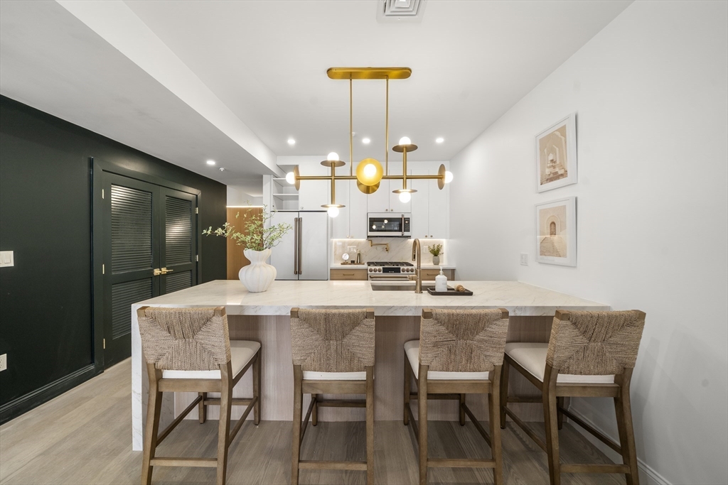 51 North Margin Street, Unit 4 Boston, MA 02113 - Photo 4 of 14