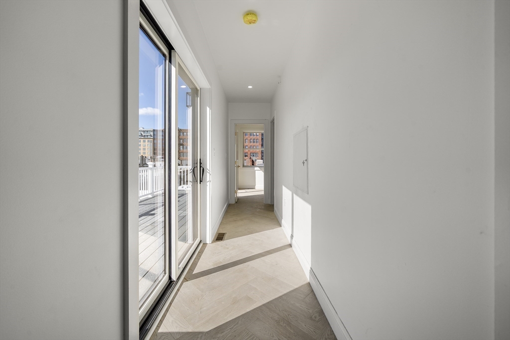 51 North Margin Street, Unit 4 Boston, MA 02113 - Photo 6 of 14