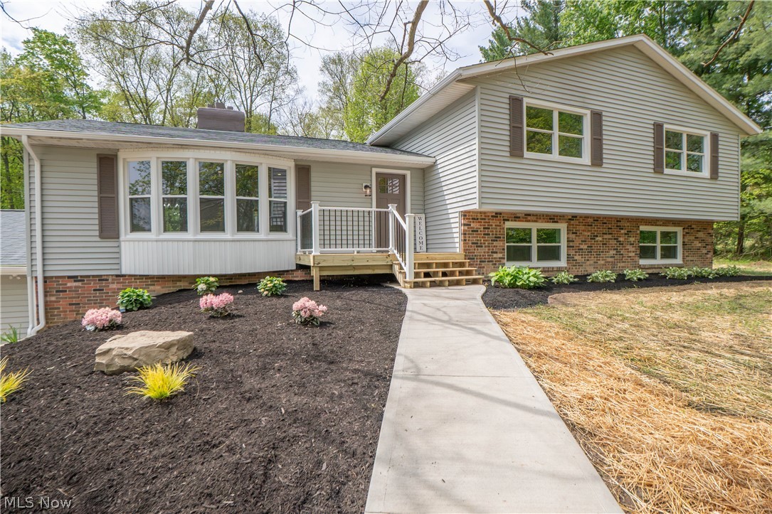 7148 Chatham Road Medina, OH 44256 - Photo 4 of 48