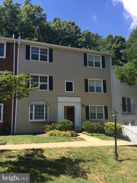 4637 28th Road South, Unit B Arlington, VA 22206 - Photo 1 of 23 Exterior (Front)