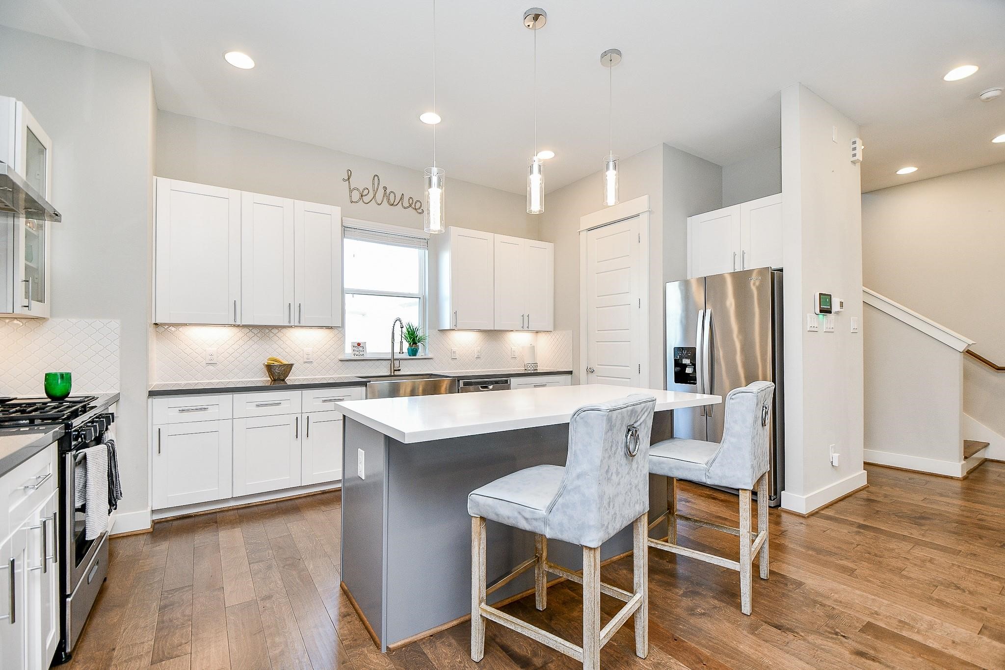 2010 St Charles Street Houston, TX 77003 - Photo 13 of 44