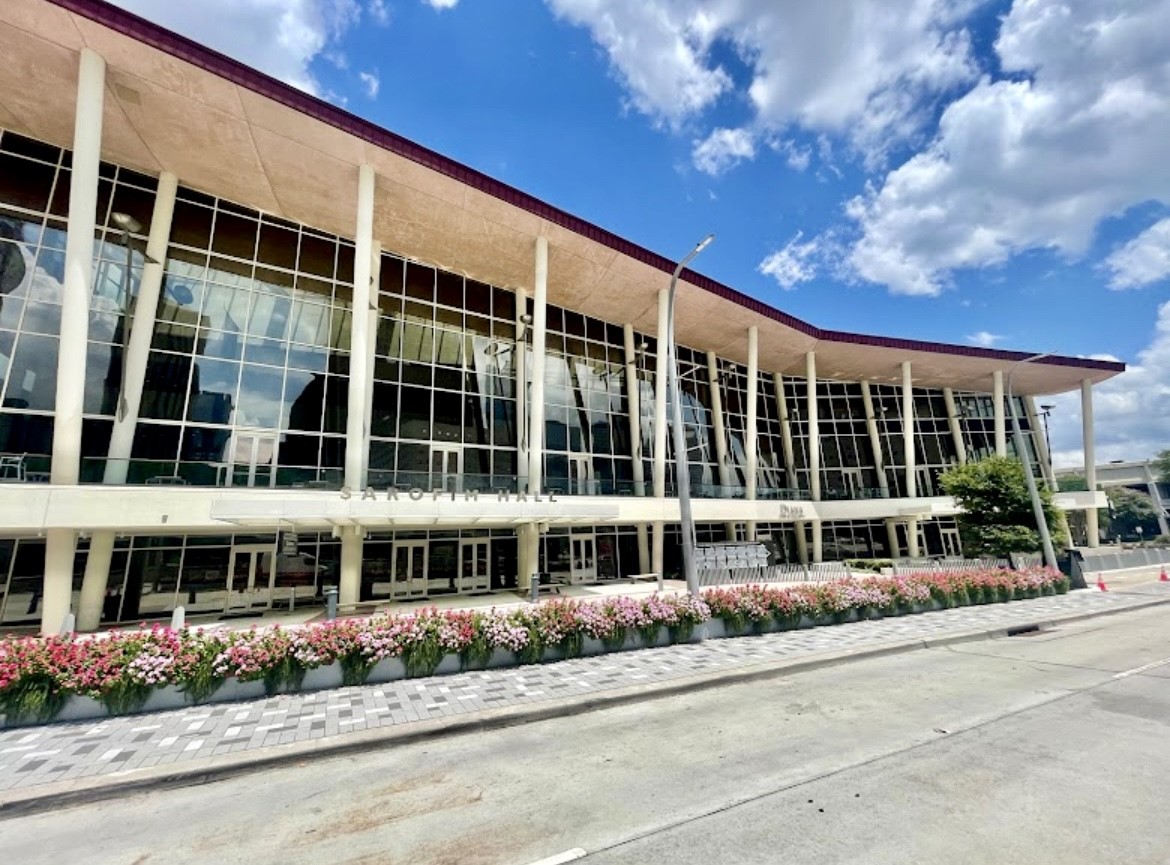 2010 St Charles Street Houston, TX 77003 - Photo 40 of 44 a house view