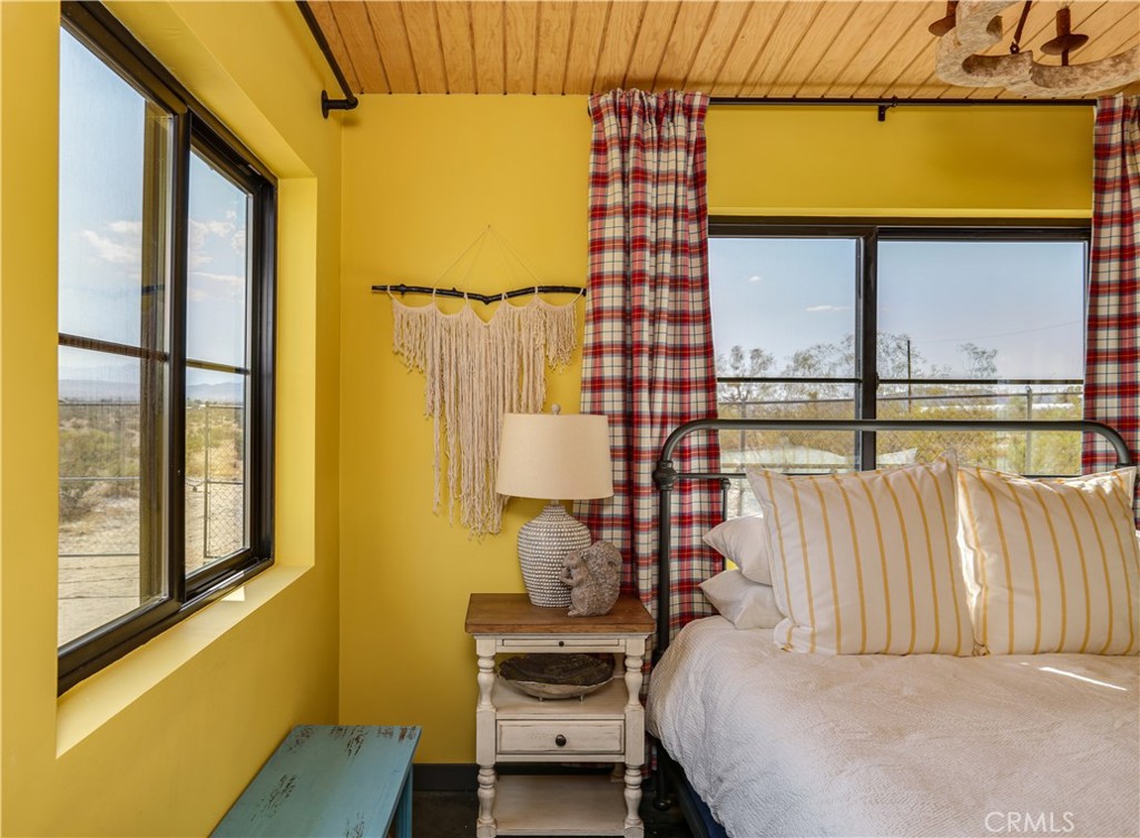 5969 Lorraine Road Yucca Valley, CA 92285 - Photo 24 of 45