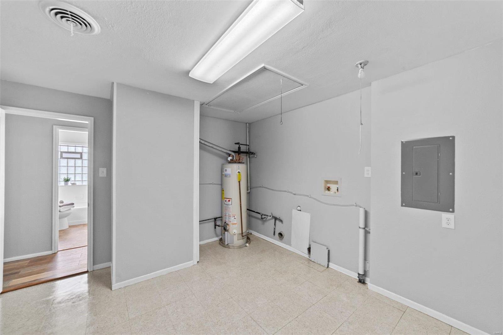 4401 Ashby Road St. Ann, MO 63074 - Photo 20 of 30 Gallery Image 20