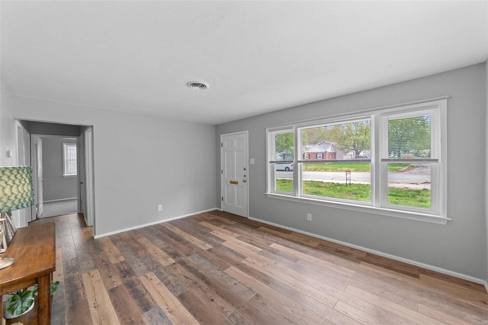 4401 Ashby Road St. Ann, MO 63074 - Photo 8 of 30 Gallery Image 8
