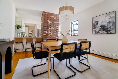 $775,000 | 216 Prospect Street, Unit 1, Cambridge, MA 02139