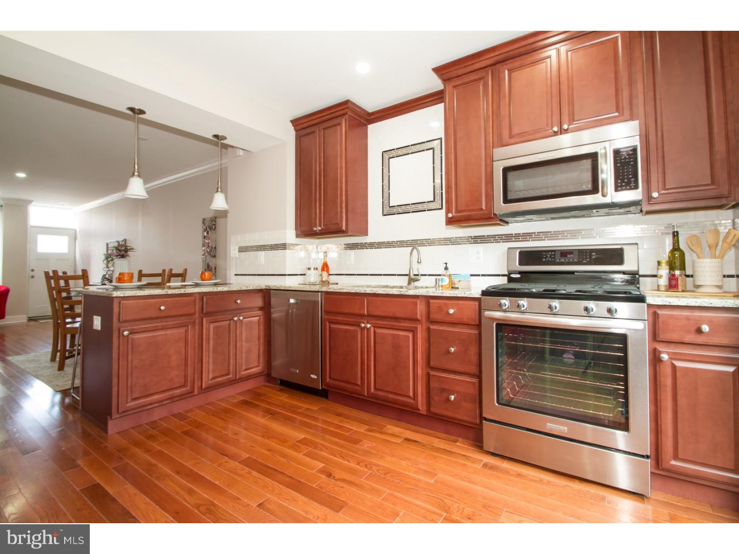 238 Reed Street Philadelphia, PA 19147 - Photo 10 of 25 Gallery Image 10