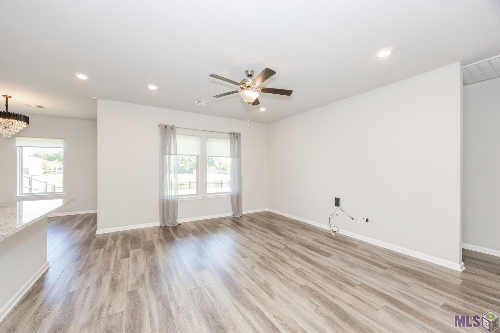 4635 Mendocino Way Baton Rouge, LA 70817 - Photo 5 of 29