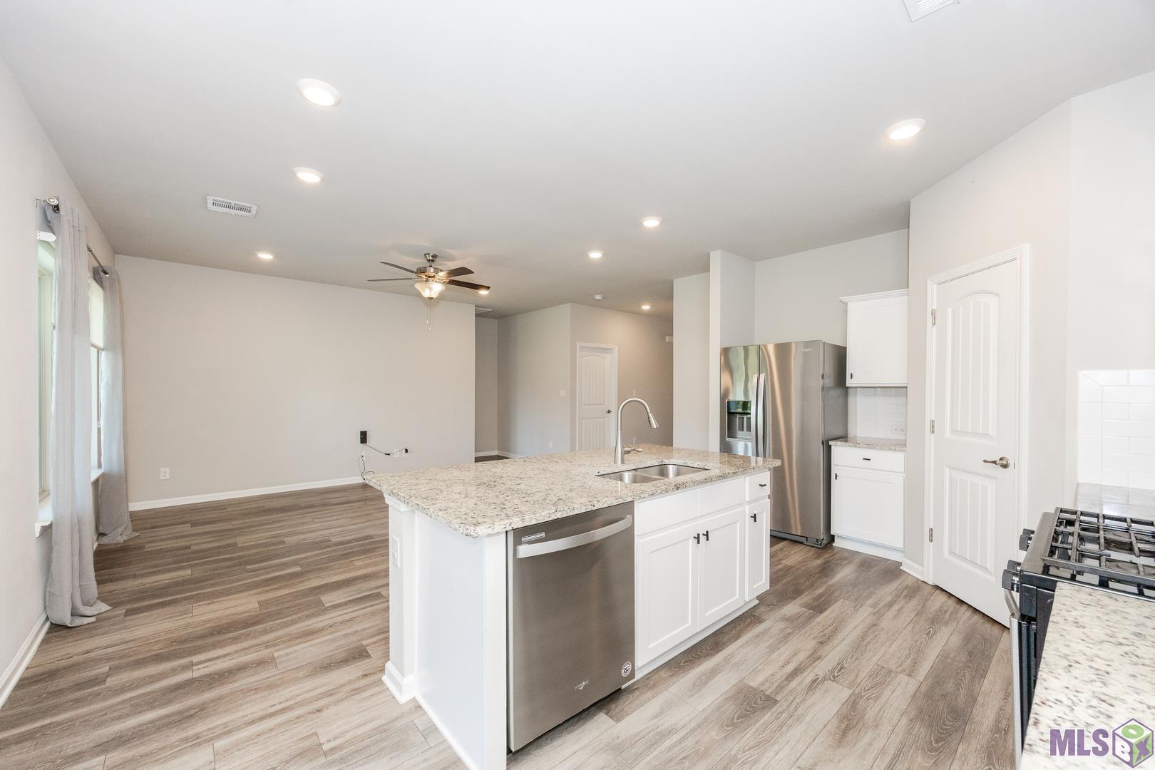 4635 Mendocino Way Baton Rouge, LA 70817 - Photo 7 of 29