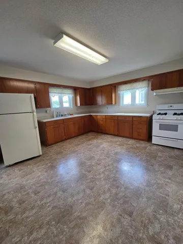 $224,000 | 225 Lincoln Avenue, Crookston, MN 56716