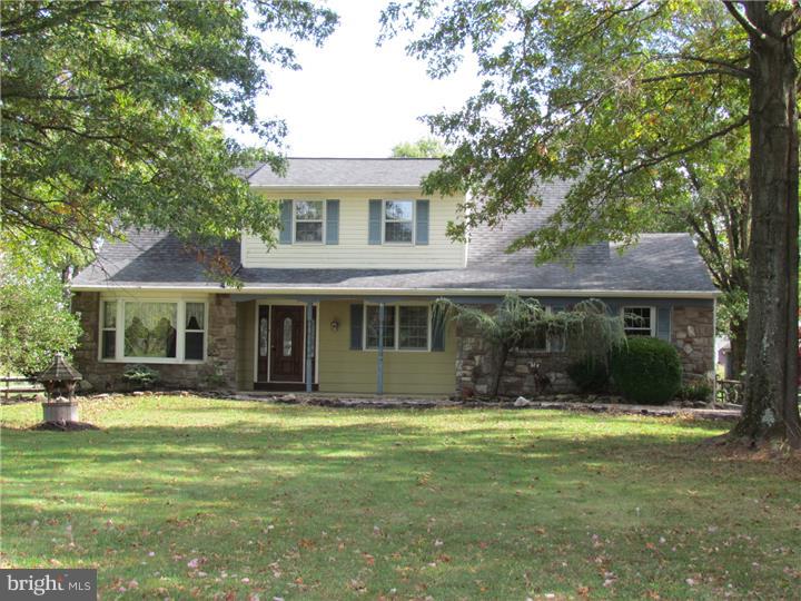 953 Sweetbriar Road Perkasie, PA 18944 - Photo 1 of 25
