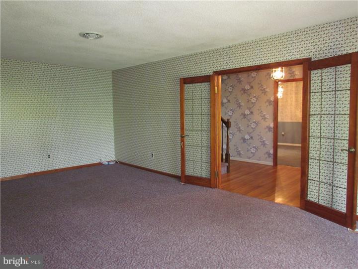 953 Sweetbriar Road Perkasie, PA 18944 - Photo 12 of 25