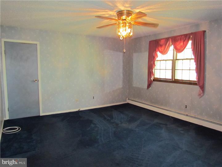 953 Sweetbriar Road Perkasie, PA 18944 - Photo 14 of 25