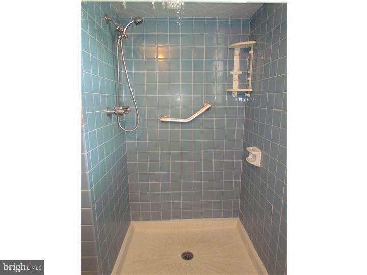 953 Sweetbriar Road Perkasie, PA 18944 - Photo 16 of 25