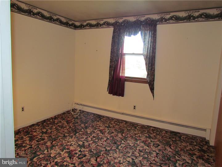 953 Sweetbriar Road Perkasie, PA 18944 - Photo 18 of 25