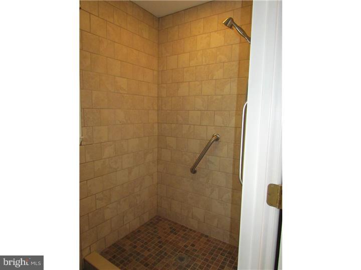 953 Sweetbriar Road Perkasie, PA 18944 - Photo 8 of 25