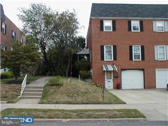 167 Rennard Street Philadelphia, PA 19116 - Photo 3 of 8 Gallery Image 3