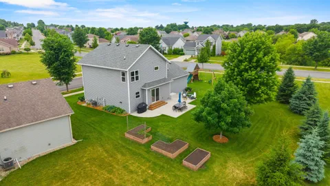 $500,000 | 6302 Pennock Lane, McFarland, WI 53558