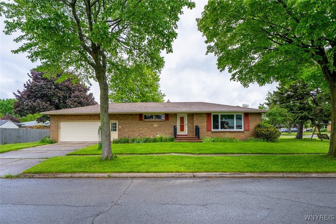 71 Coventry Road Amherst, NY 14221 - Photo 1 of 1 Gallery Image 1