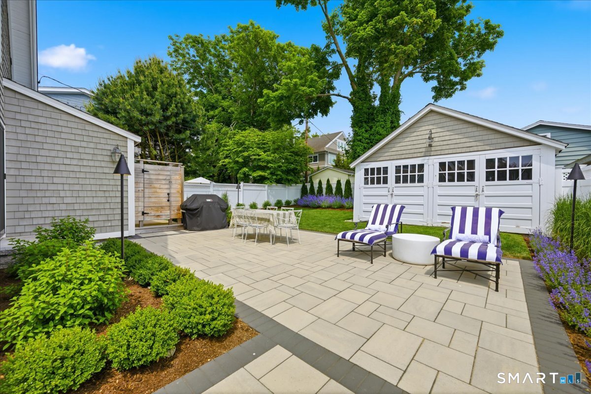 97 East Wharf Road Madison, CT 06443 - Photo 10 of 36