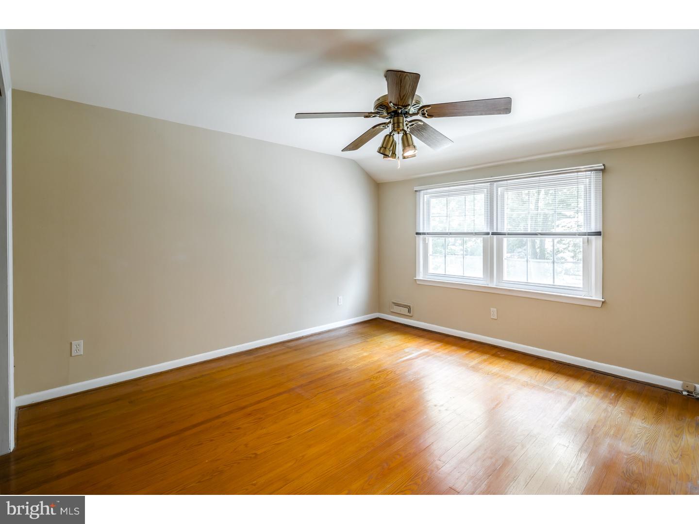 121 Farmington Road Cherry Hill, NJ 08034 - Photo 15 of 25 Gallery Image 15