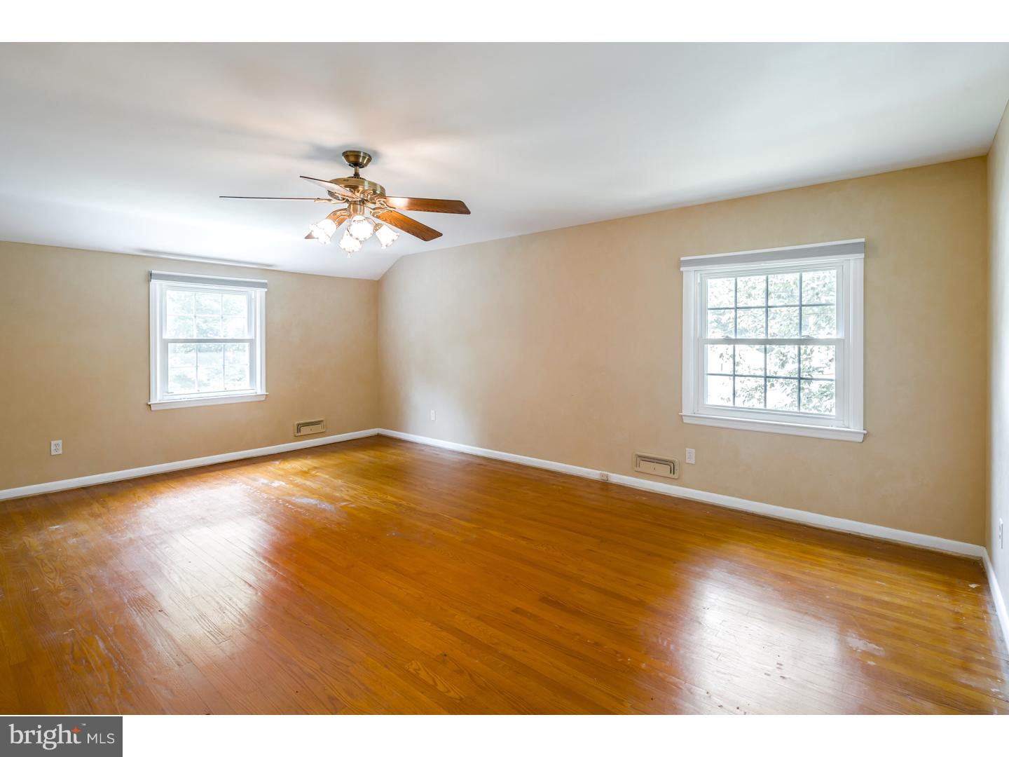 121 Farmington Road Cherry Hill, NJ 08034 - Photo 18 of 25 Gallery Image 18