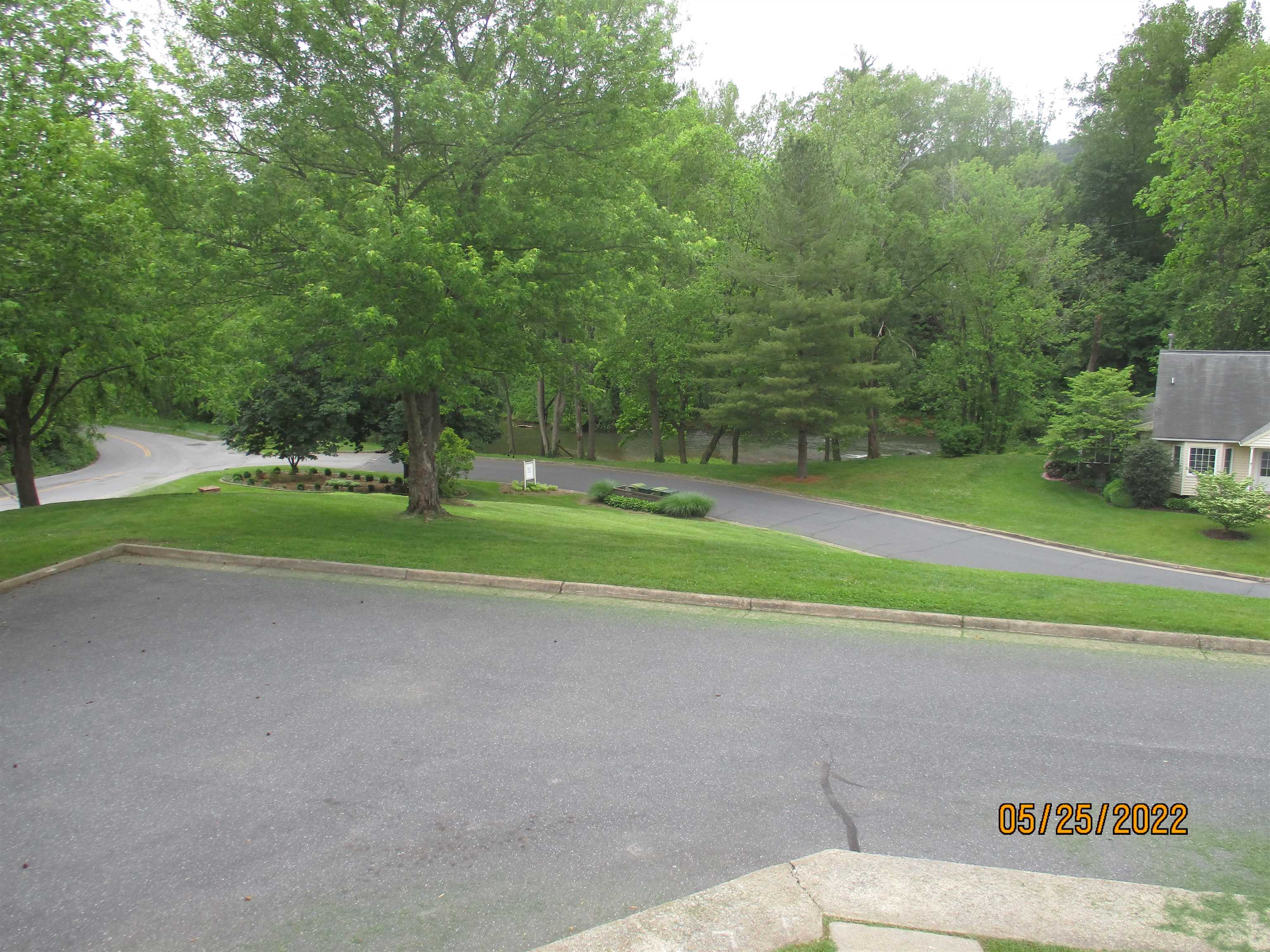700 Rife Road, Unit 11L Waynesboro, VA 22980 - Photo 8 of 19 Gallery Image 8