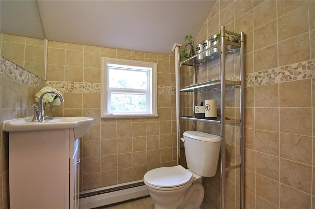 38 Clay Pits Road Scarborough, ME 04074 - Photo 20 of 31 Bathroom 1.