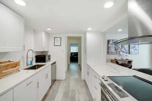 $380,000 | 742 Austrian Road, Grand Prairie, TX 75050