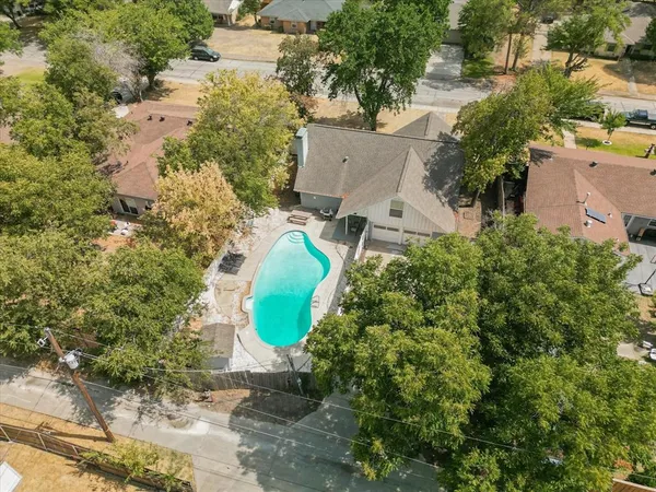 $380,000 | 742 Austrian Road, Grand Prairie, TX 75050