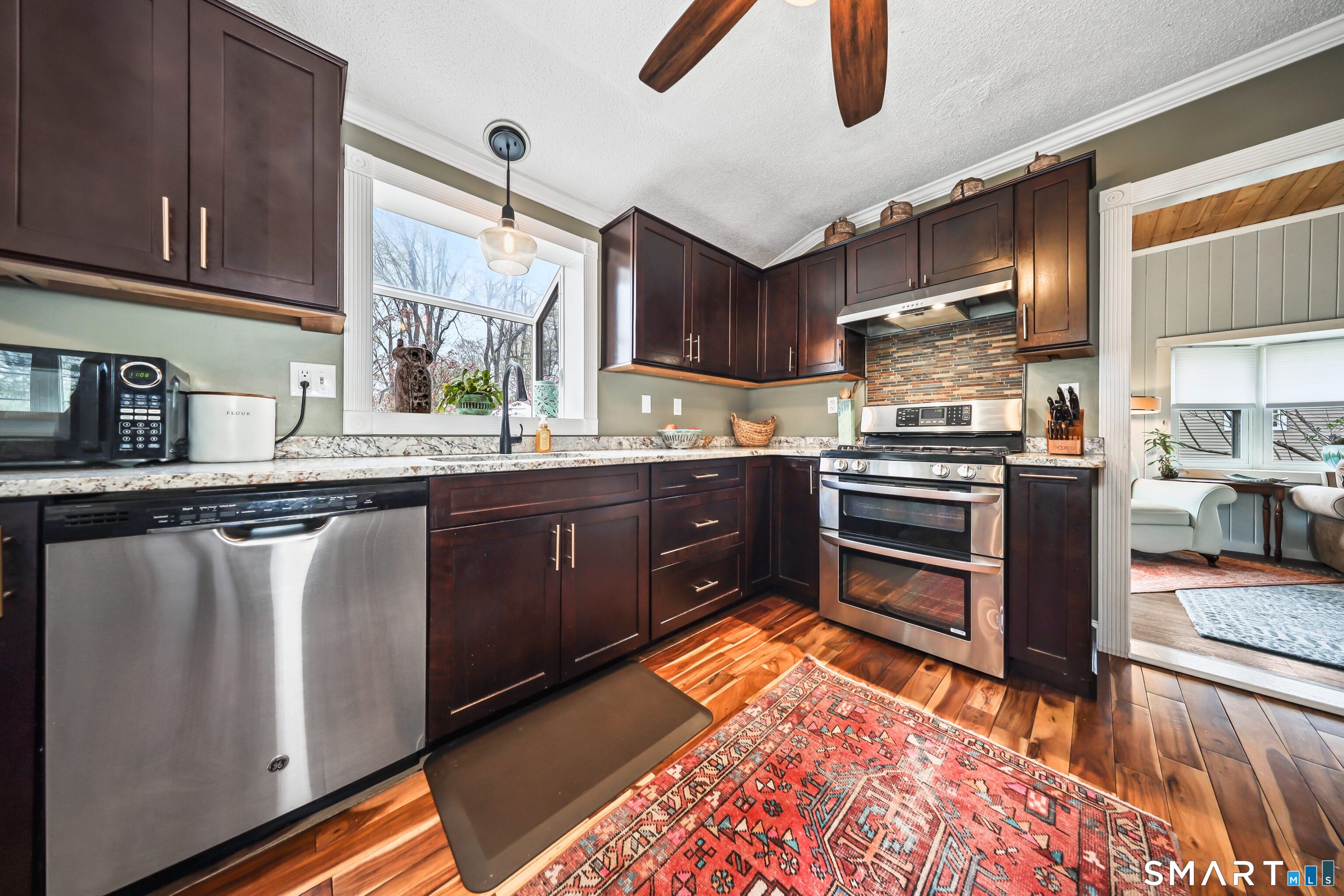 250 4 Rod Road Hamden, CT 06514 - Photo 13 of 40