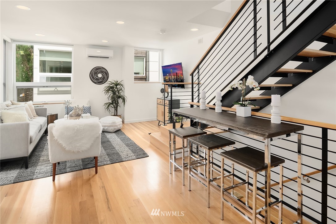 2022 A S Main Street Seattle, WA 98144 - Photo 1 of 23 Gallery Image 1