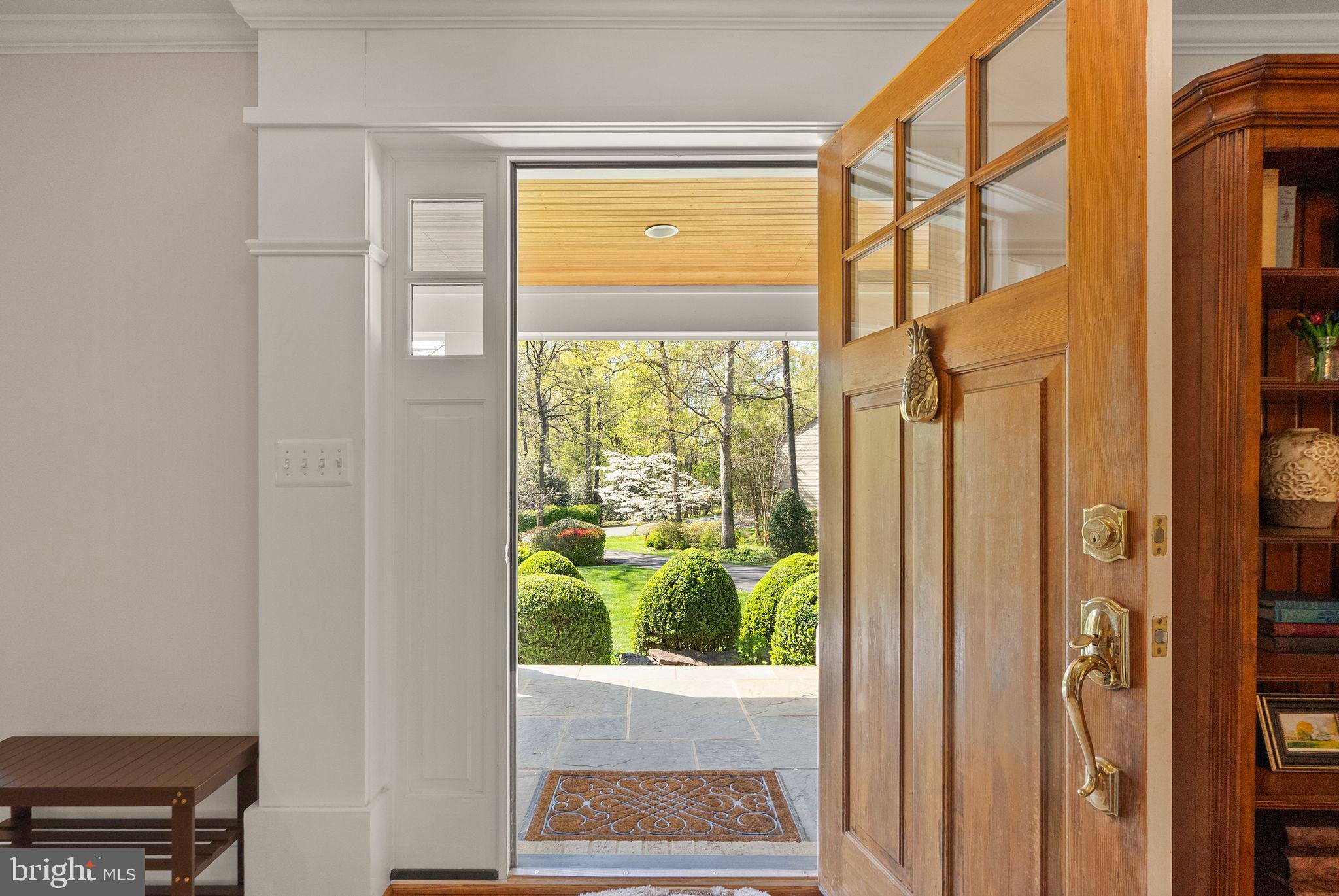 11809 Wayland Street Oakton, VA 22124 - Photo 12 of 97